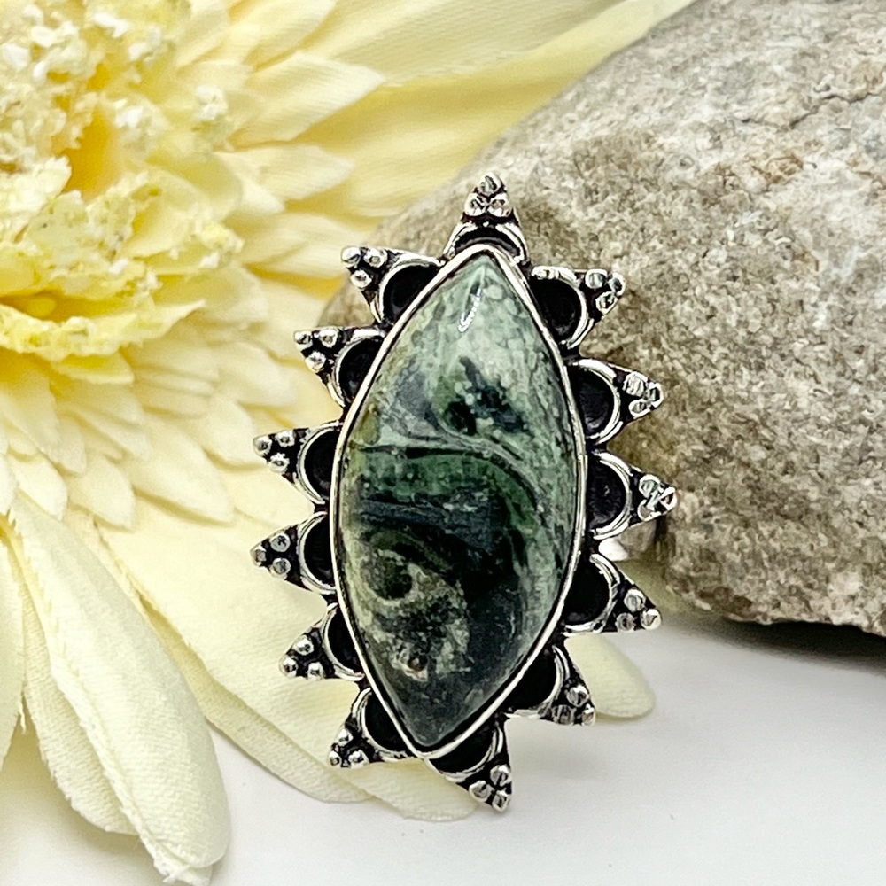 STAR GALAXY GEMSTONE RING - Picture 9 of 9